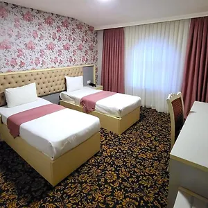 4* Otel Altus